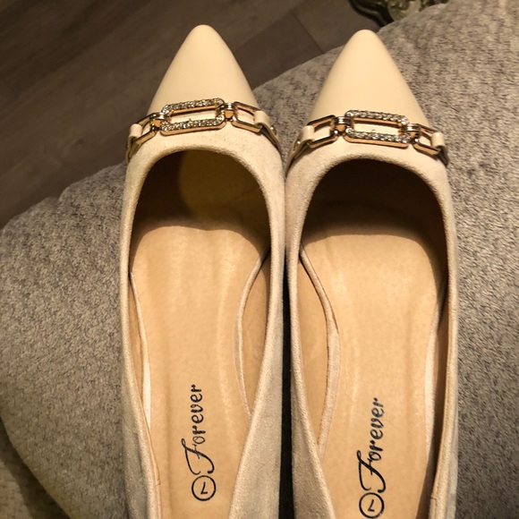 Shoes - Picture 2 of 4